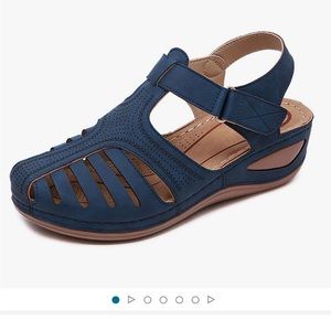 🆕 Sandals Casual Bohemia Platform Sandals, Navy Blue size 10.5 (42) never worn.